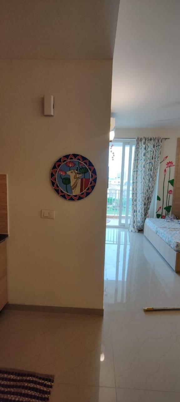 Apartment Vasudev Kutumb Atithi Devo Bava